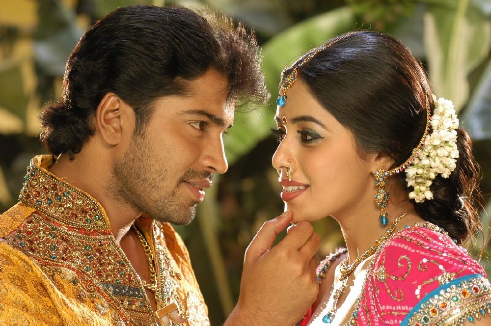 Seema Tapakai Telugu Movie stil...